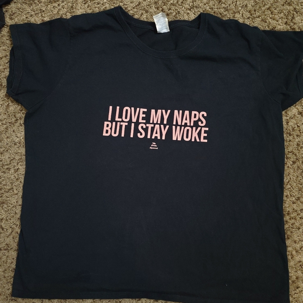 Gildan "Stay Woke" t-shirt size 2XL